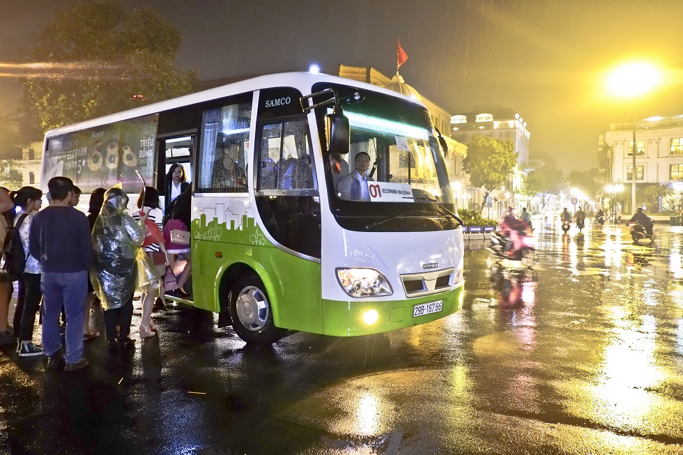 xe bus - anh thuy nguyen